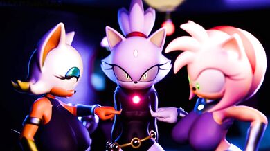 The sexy cosplay of Sonic Girls sends the audience into a frenzy!