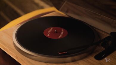 Harley Quinn gets a Naughty Christmas with Young Friends [REWIND]