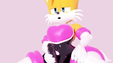SupersizeMyCosplay_Rouge_[eggsaladsandwich]_Tails