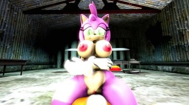 Moms Sexy Seduction - Amy Zones Passionate Lust