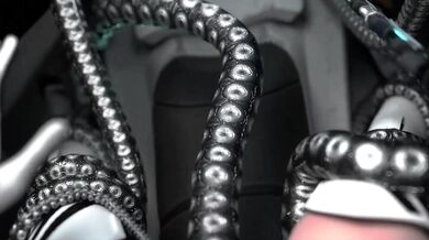 In this virtual reality fight, two bionic warriors battle it out for dominance in a futuristic arena