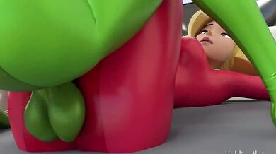 Samantha Nutcracker - Holding Nuts