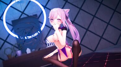 Sexy Keqin erotic dance in the club